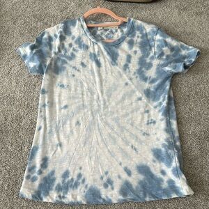 impeccable pig blue and white small tie-dye shirt